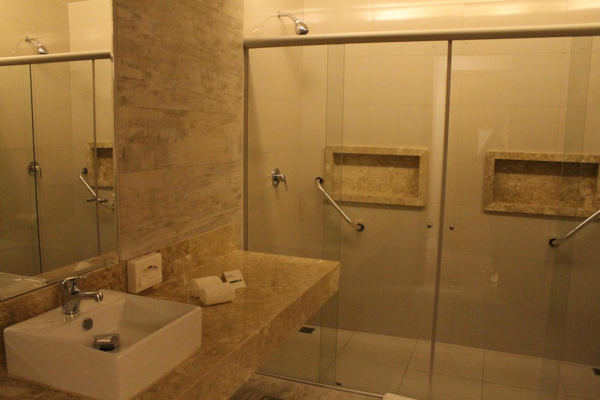 Holiday Inn - Goiania By Ihg Esterno foto